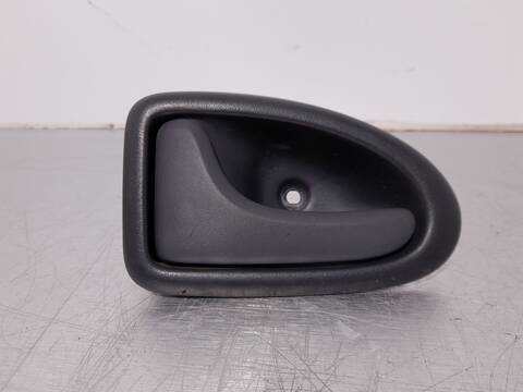 Maneta Interior Trasera Izquierda Renault Clio 1.2 ALIZE 54CV 40KW