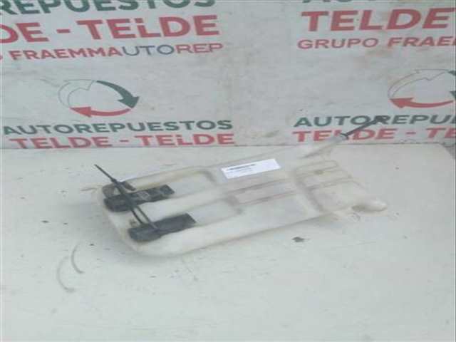 Deposito Limpiaparabrisas Toyota Rav4 2.0