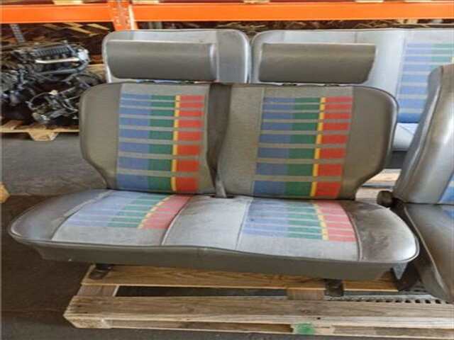 Asiento Delantero Derecho Renault Trafic 2.1 D