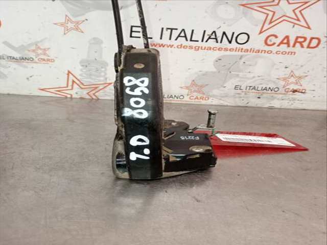 Foto 2ª: Cerradura Puerta Trasera Derecha Toyota Verso COMFORT 112CV 82KW [N47C16A] (2015)