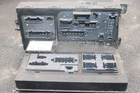 Foto 3ª: Caja Reles Fusibles Mercedes Clase E 180 OM646961 BERLINA (2002)