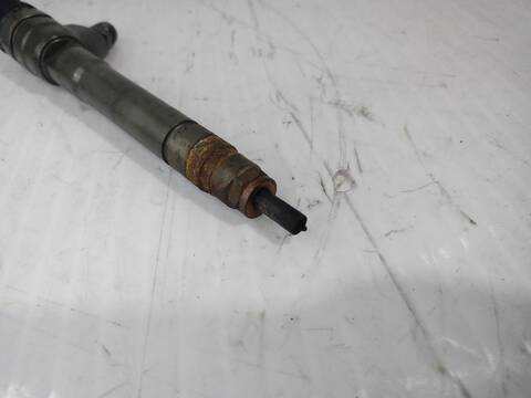 Foto 2ª: Inyectores Renault Trafic L1H1 2 7T 95CV [R9M413] (2014)