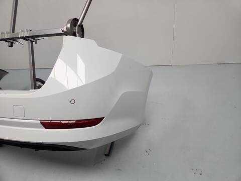 Foto 3ª: Paragolpes Trasero Skoda Octavia AMBITION 150CV [DTTS] (2022)