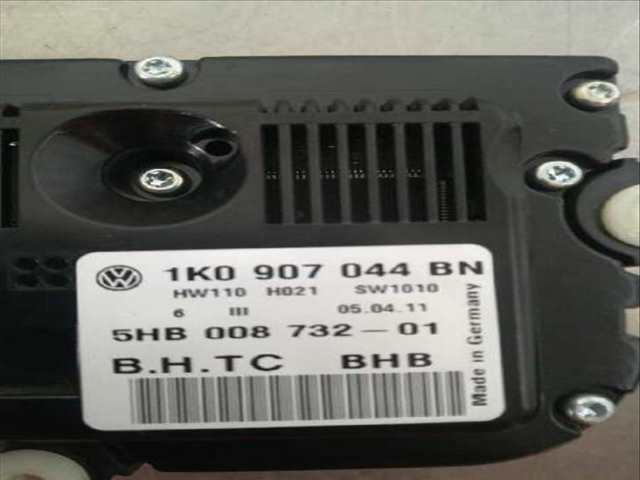 Foto 4ª: Mando Climatizador Volkswagen Touran ADVANCE 140CV 103KW (2003)