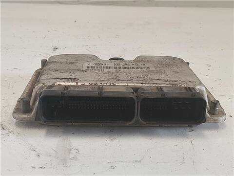 Centralita Motor ECU Volkswagen Golf 1.9 TDI BERLINA 110CV 81KW