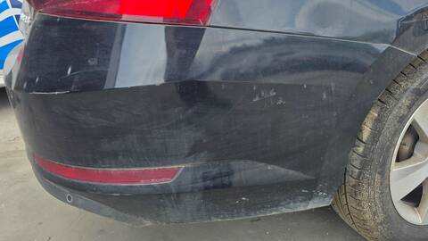 Foto 2ª: Paragolpes Trasero Skoda Superb CRLB BERLINA (2018)
