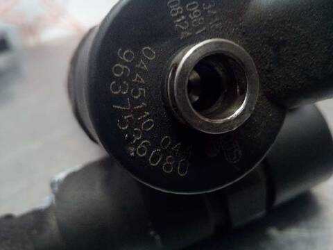 Foto 2ª: Inyectores Peugeot 406 SRDT BERLINA 109CV 80KW [RHZ] (2000)