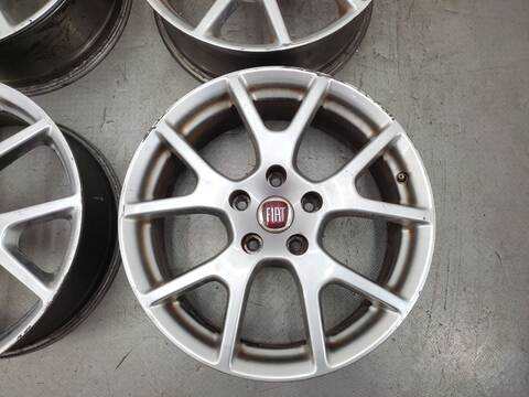 Foto 2ª: Juego LLantas Fiat Freemont 2.0 JTD 170CV 125KW [939B5000] (2012)