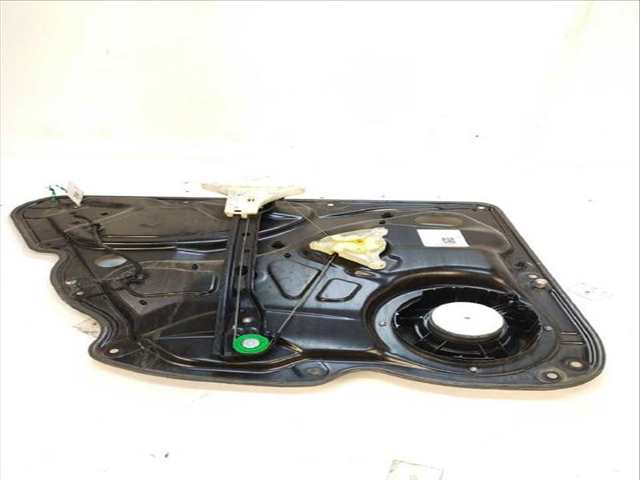 Elevalunas Manual Trasero Izquierdo Volkswagen Passat 2.0 TDI 16V