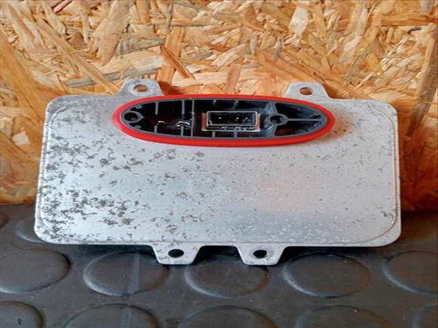Foto 2ª: Centralita Faros Xenon Volkswagen Tiguan 2.0 TDI 140CV (2007)