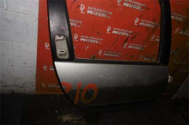 Foto 2ª: Puerta Trasera Derecha Peugeot 206 1.4 HDI [8HZ]