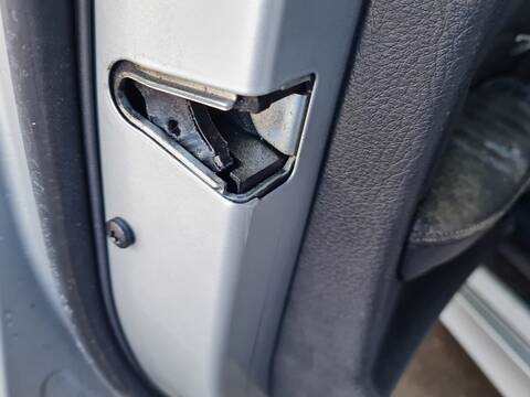 Cerradura Puerta Delantera Izquierda Bmw Serie 3 315 330D XDRIVE 258CV 190KW