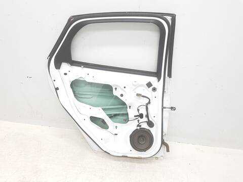 Foto 3ª: Puerta Trasera Izquierda Ford Focus TREND (2010)