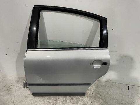 Puerta Trasera Izquierda Volkswagen Passat ADVANCE 131CV