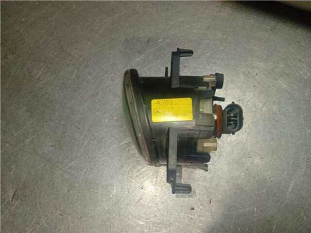 Foto 2ª: Faro Antiniebla Delantero Izquierdo Mercedes Clase A 140 1.5 A 160 (169.031) [1.5 LTR. - 70 KW CAT] [M 266.920]