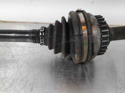 Foto 4ª: Transmision Delantera Derecha Opel Astra CLUB BERLINA 101CV 74KW [Y20DTH] (2000)