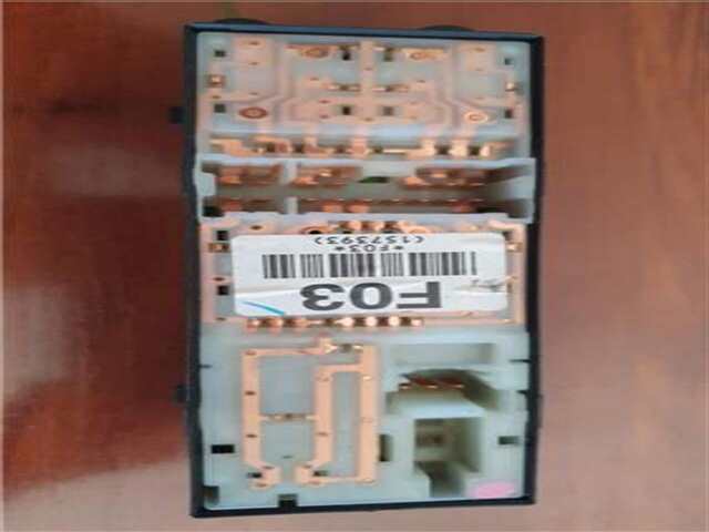 Foto 2ª: Botonera Elevalunas Subaru Impreza 2.0 D (150CV) [EE20]
