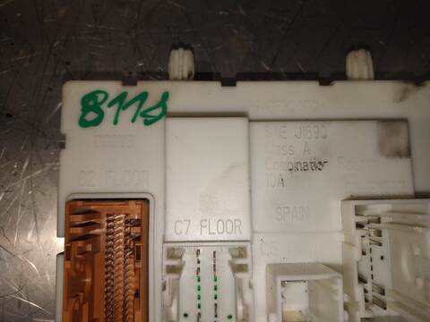 Foto 3ª: Caja Reles Fusibles Ford C Max EDITION 116CV 85KW [T1DA] (2013)