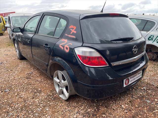 Foto 2ª: Piloto Trasero Izquierdo Opel Astra 1.7 CDTI 100cv [Z17DTH] (2006)