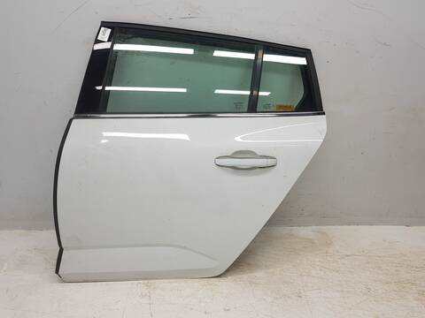 Foto 3ª: Puerta Trasera Izquierda Renault Megane TECHNO (2016)