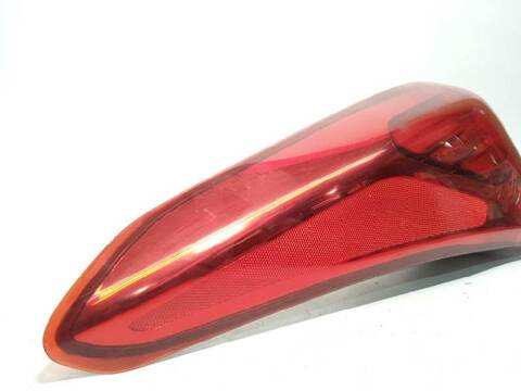 Foto 3ª: Piloto Trasero Izquierdo Hyundai i40 STYLE 141CV 104KW [D4FD] (2015)