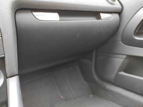 Guantera Audi A3 CAYC