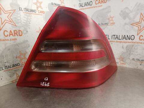 Piloto Trasero Derecho Mercedes Clase C 160 270 CDI 203.016) BERLINA 170CV 125KW