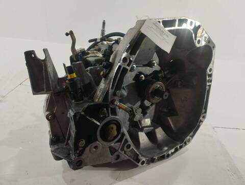 Caja Cambios Renault Clio DYNAMIQUE 101CV 74KW