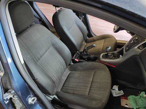 Asiento Delantero Derecho Opel Astra A17DTR BERLINA