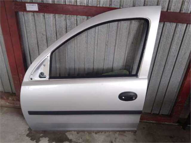 Puerta Delantera Izquierda Opel Combo 1.3 COMBI [1.3 LTR. - 51 KW 16V CDTI CAT (Z 13 DT - LN9)]