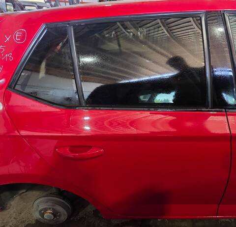 Puerta Trasera Derecha Skoda Fabia CHYB