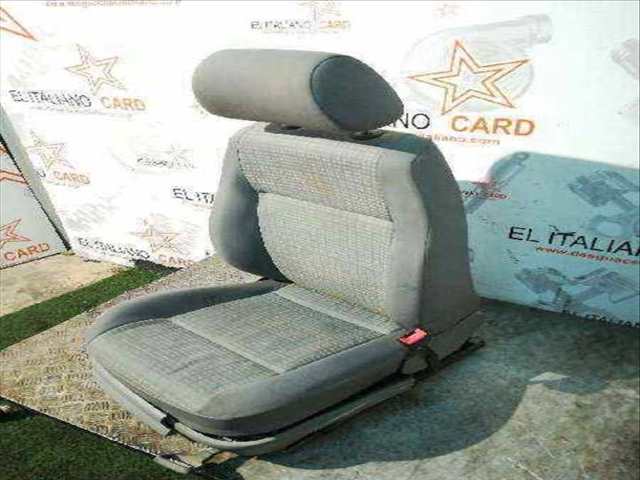 Foto 4ª: Asiento Delantero Derecho Volkswagen Caddy 60CV 44KW (2004)