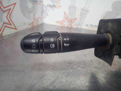 Foto 2ª: Mando Luces Renault Trafic T 900 64CV 47KW [DJ8S] (1996)