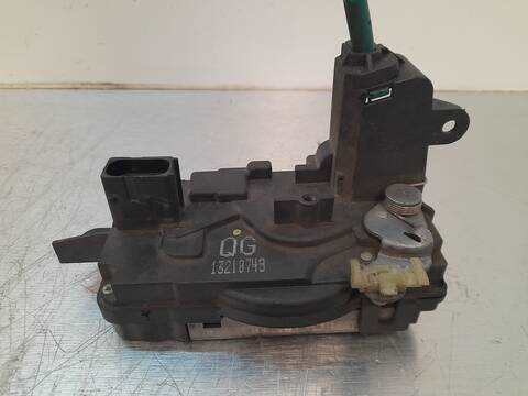 Foto 3ª: Cerradura Puerta Delantera Derecha Opel Zafira COSMO 120CV 88KW [Z19DT] (2006)