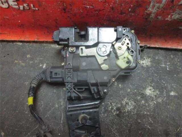 Foto 3ª: Cerradura Puerta Delantera Izquierda Volkswagen Passat 1.9 TDI [BXE]
