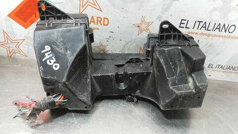 Foto 3ª: Caja Reles Fusibles Jaguar XF 3.0 V6 DIESEL S PREMIUM LUXURY 275CV 202KW [306DT] (2010)