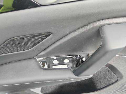 Foto 3ª: Tapizados Cartoneras Volkswagen Tiguan 2.0 TSI 4MOTION 204CV 150KW [DNNE] (2025)