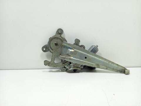 Foto 3ª: Elevalunas Manual Trasero Izquierdo Toyota Urban 1NR (2009)