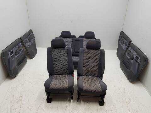Juego Asientos Completos Toyota Land Cruiser TD VX 5-PTAS.) KZJ95)