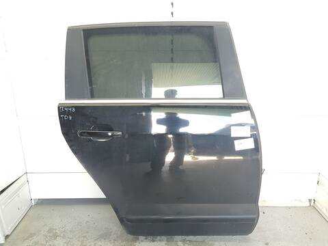 Puerta Trasera Derecha Peugeot 5008 1.6 HDI 112CV 82KW