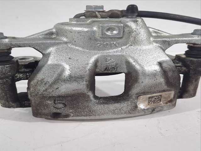 Foto 2ª: Pinza Freno Delantera Izquierdo Toyota Corolla 1.8 HYBRID ZWE211) 122CV [2ZR-FXE] (2019)