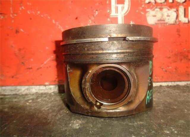 Foto 2ª: Despiece Motor Bmw Serie 3 315 3.0 330D [3.0 LTR. - 180 KW TURBODIESEL]