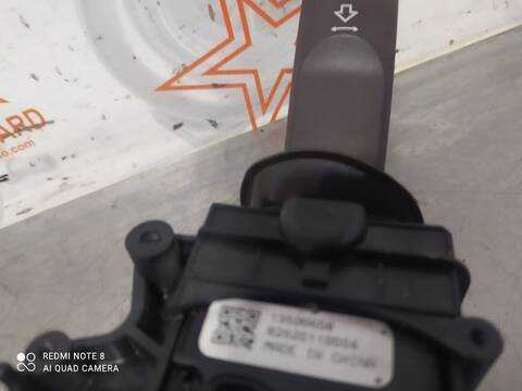 Foto 4ª: Mando Multifuncion Opel Insignia EDITION BERLINA 131CV 96KW [A20DTH] (2008)