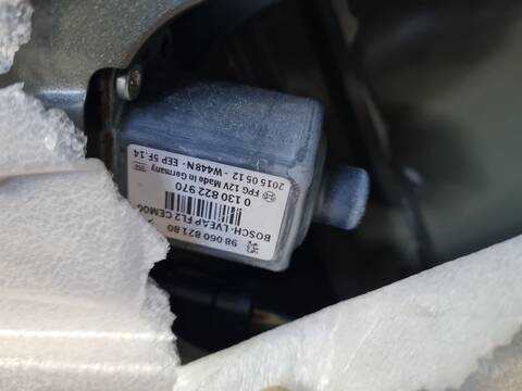 Elevalunas Manual Trasero Derecho Peugeot 208 ALLURE 99CV 73KW