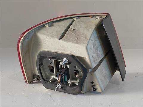 Foto 2ª: Piloto Trasero Derecho Volkswagen Jetta 2.0 TDI 16V 140CV 103KW [BKD] (2006)