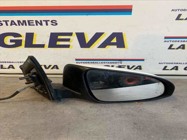 Retrovisor Derecho Toyota Auris 1.8 16V HIBRID99CV - 136CV TOTAL 0CV