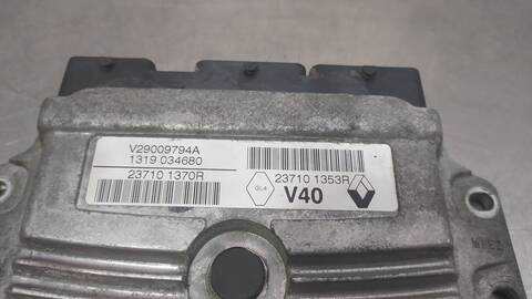 Foto 4ª: Centralita Motor ECU Renault Megane EMOTION BERLINA 110CV 81KW III BERLINA 5 P [K4M R8] (2011)