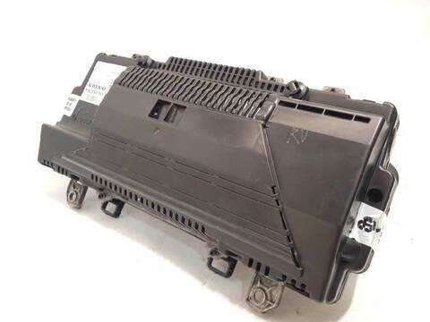 Foto 4ª: Cuadro de Instrumentos Volvo V90 2.0 DIESEL CAT 190CV 140KW [D4204T14] (2019)