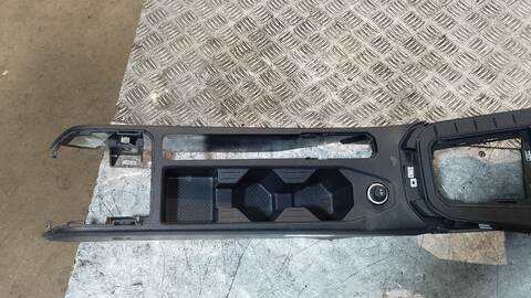 Foto 4ª: Consola Central Volkswagen Polo ADVANCE 95CV 70KW [CHZ] (2018)