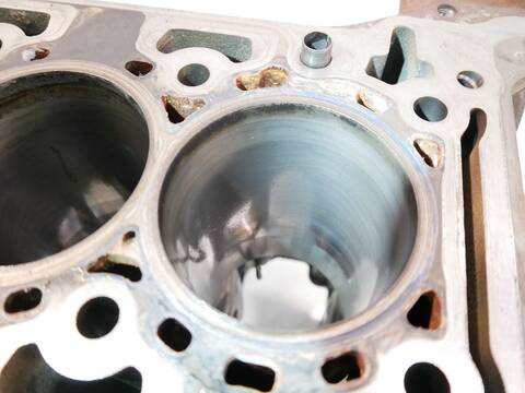 Bloque Motor Ford Transit 130 CV 96KW